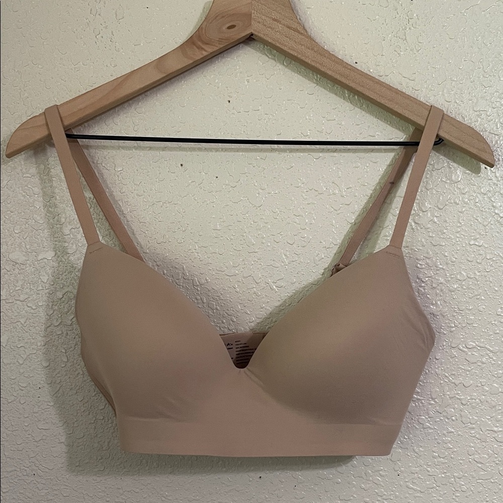 Soma wireless molded cup bra